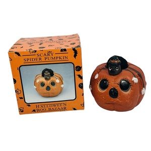 VTG Halloween Ceramic Pumpkin W/Spider 1995 Magic Creations 3” W/Box